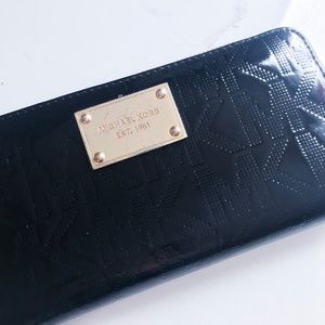 Michael Kors Bags - Michael Kors Black Patent Leather Logo Wallet Michael Kors Bags - Michael Kors Black Patent Leather Logo Wallet